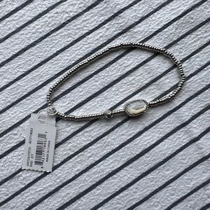 Kendra Scott stretch bracelet